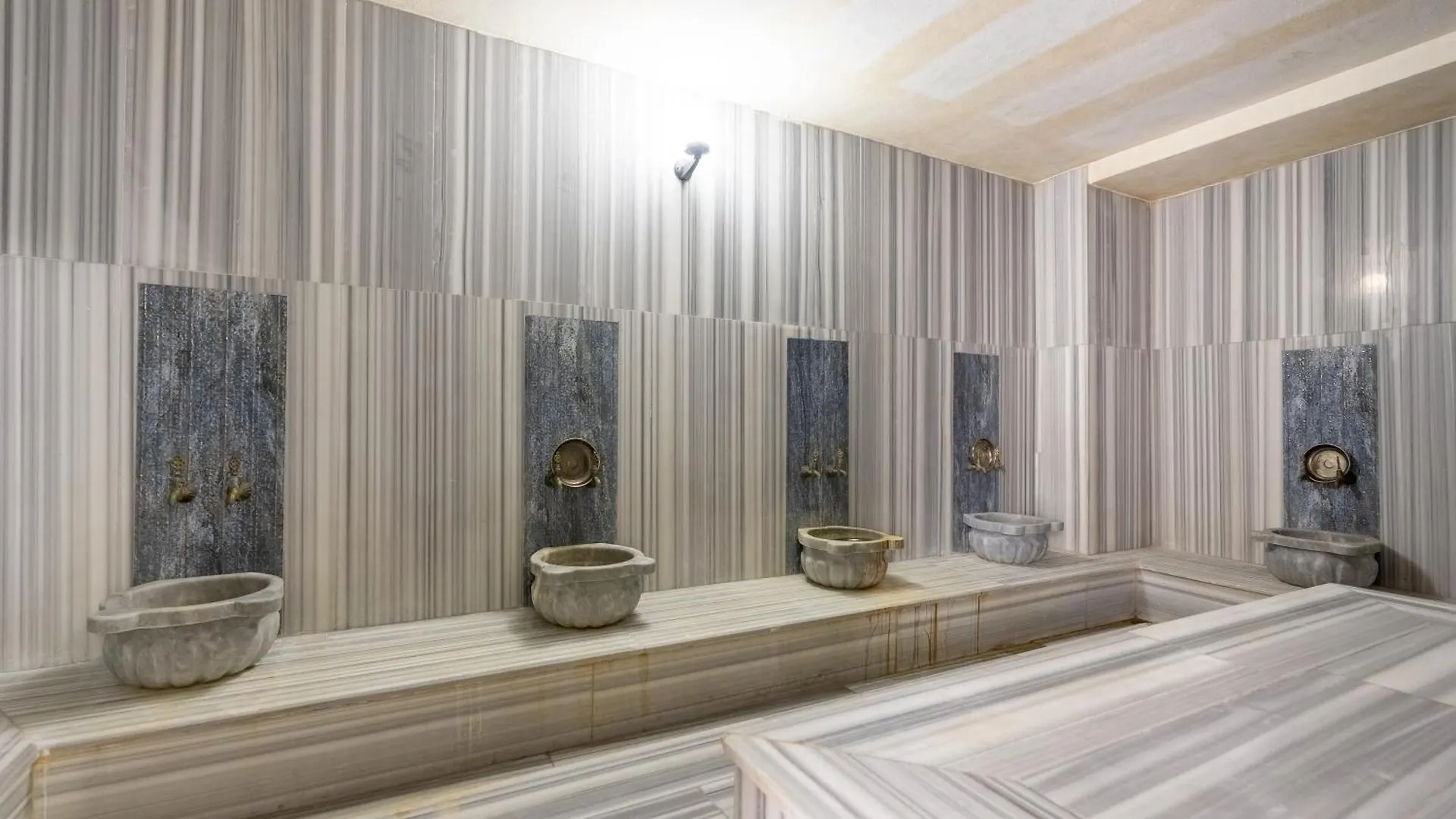 Valens Hotel Downtown Istanboel